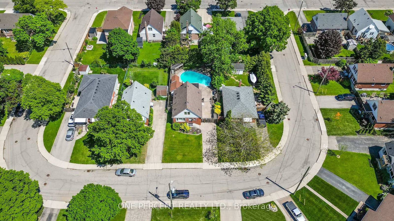 27 Delevan Crescent • Hamilton, ON photo 29