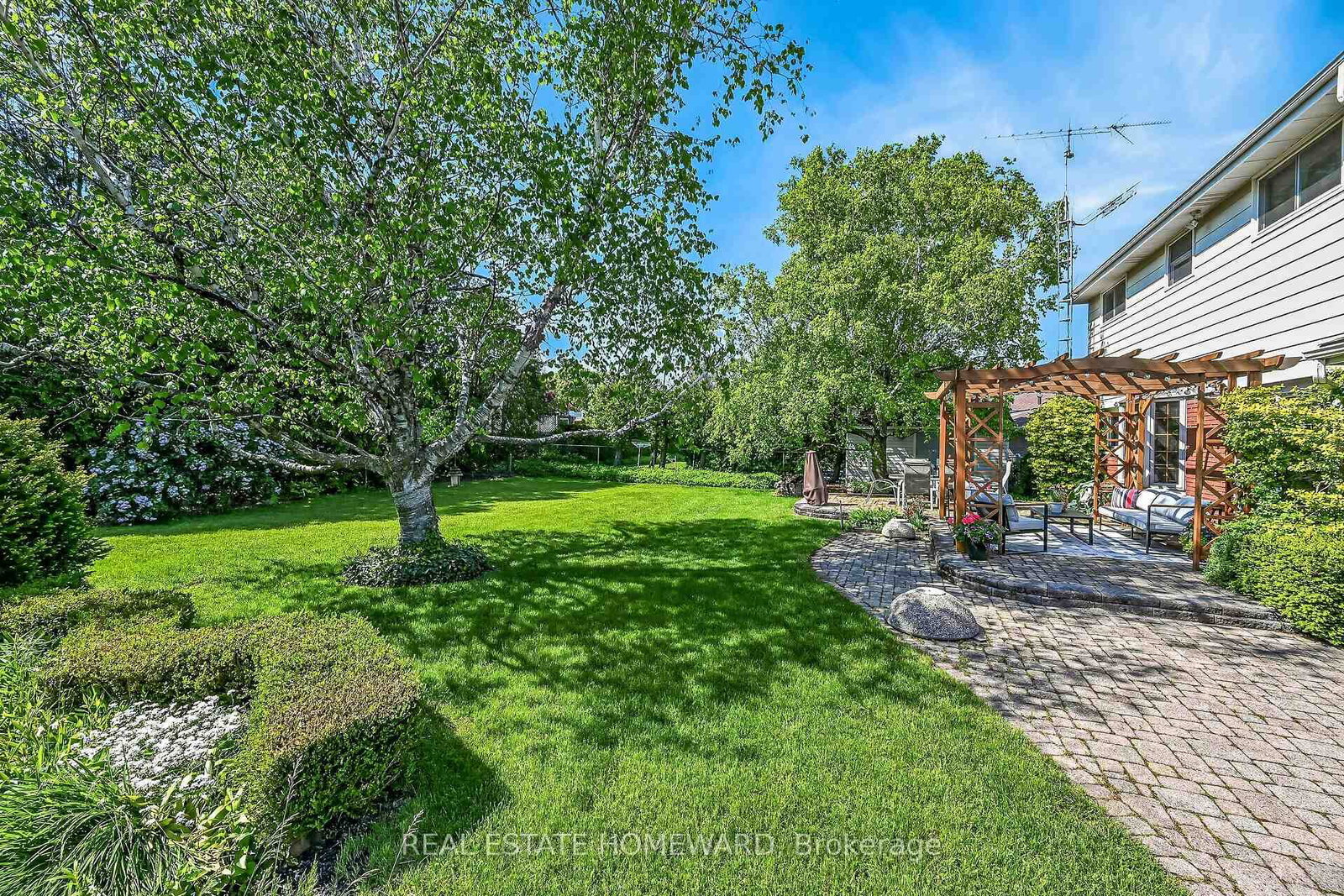 634 Mountain Brow Boulevard • Hamilton, ON photo 7