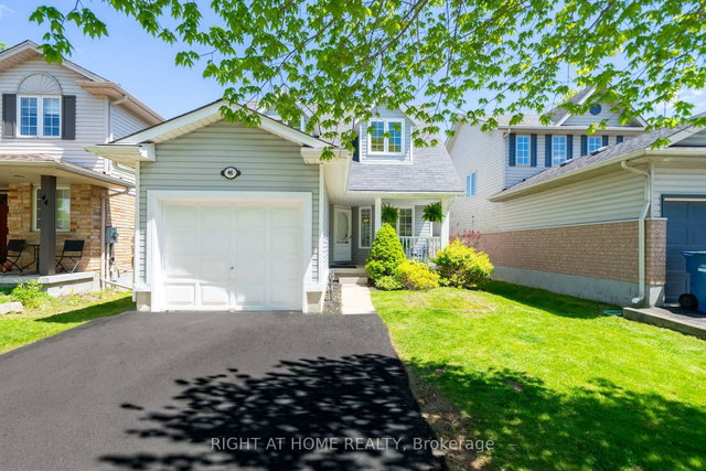 46 Waxwing Crescent