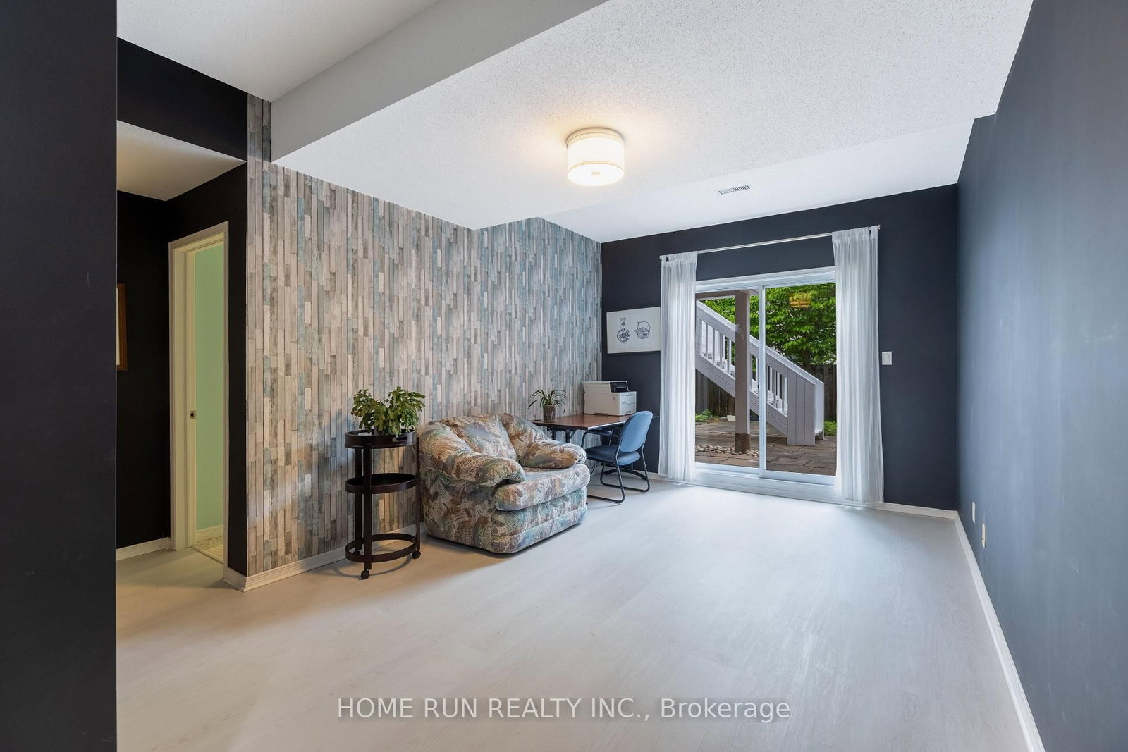 9 Macassa Circle - Photo 26