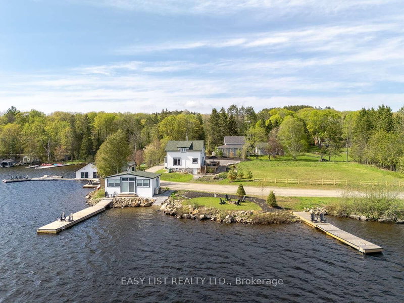 1021 Marina Road, Lake of Bays