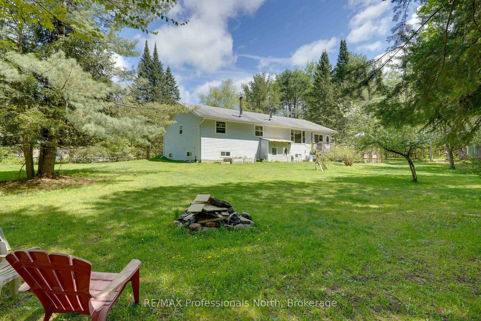 2593 Brunel Road • Huntsville, ON photo 11