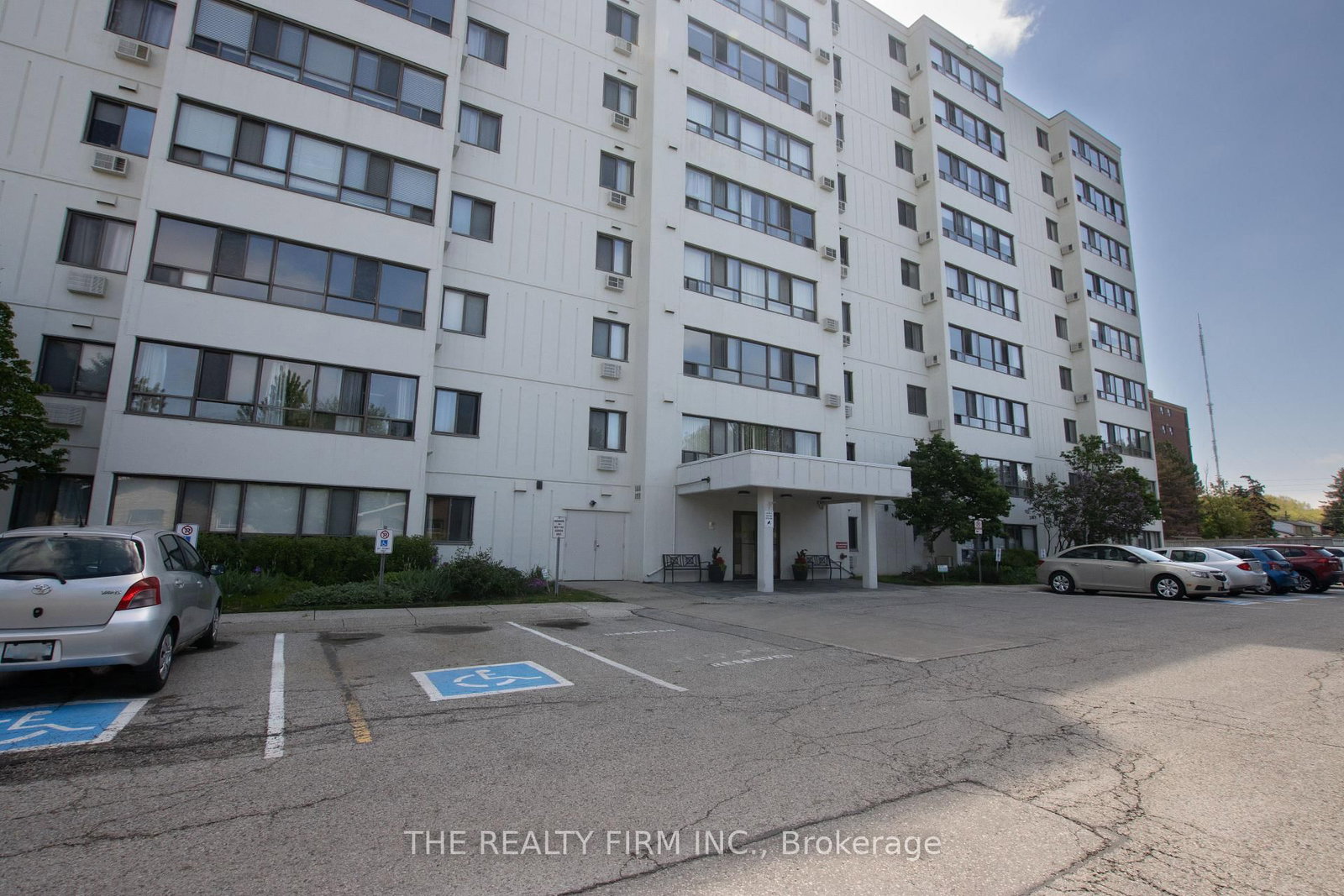 Condo for sale at 403-135 Baseline Road, London South, Ontario, N6J 4W4 - South D - MLS: X13217194