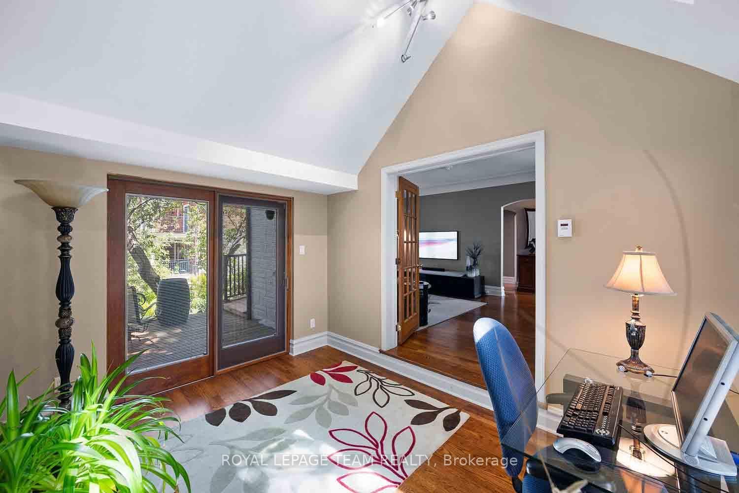 139 PLEASANT PARK Road • Ottawa, ON photo 14