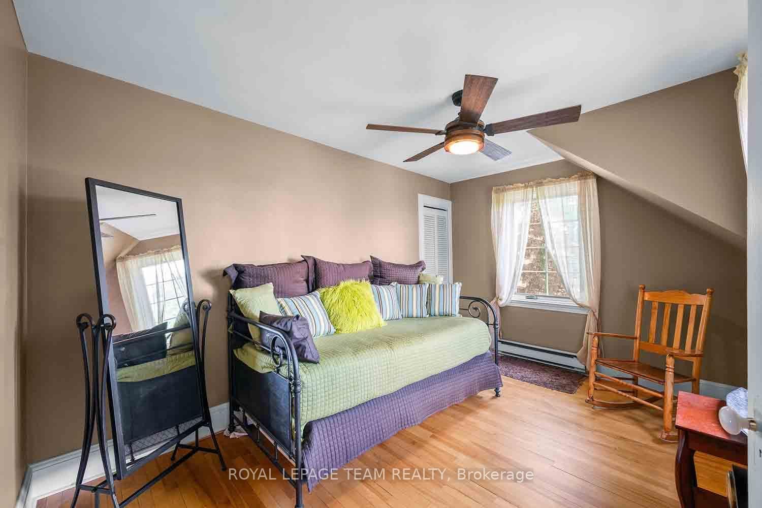 139 PLEASANT PARK Road • Ottawa, ON photo 31
