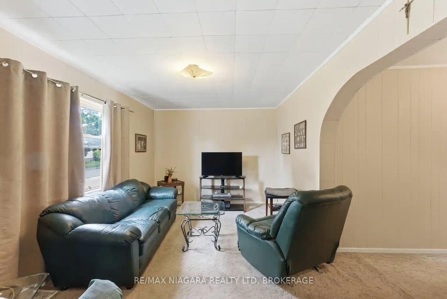 5719 Temperance Avenue E • Niagara Falls, ON photo 17