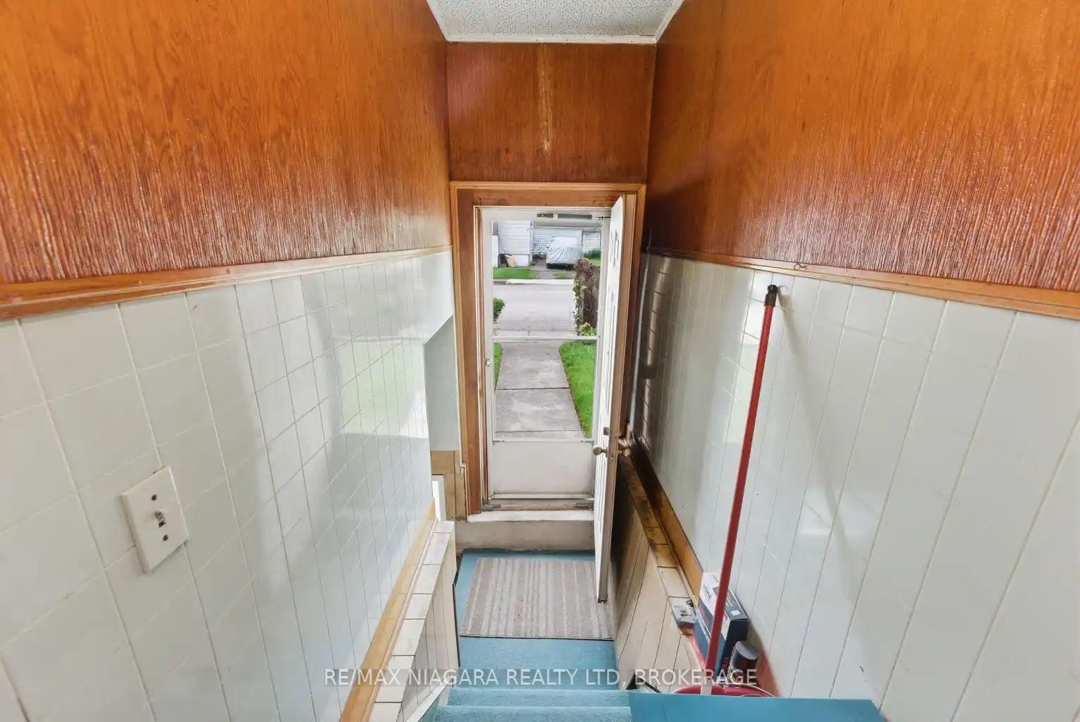 5719 Temperance Avenue E • Niagara Falls, ON photo 26