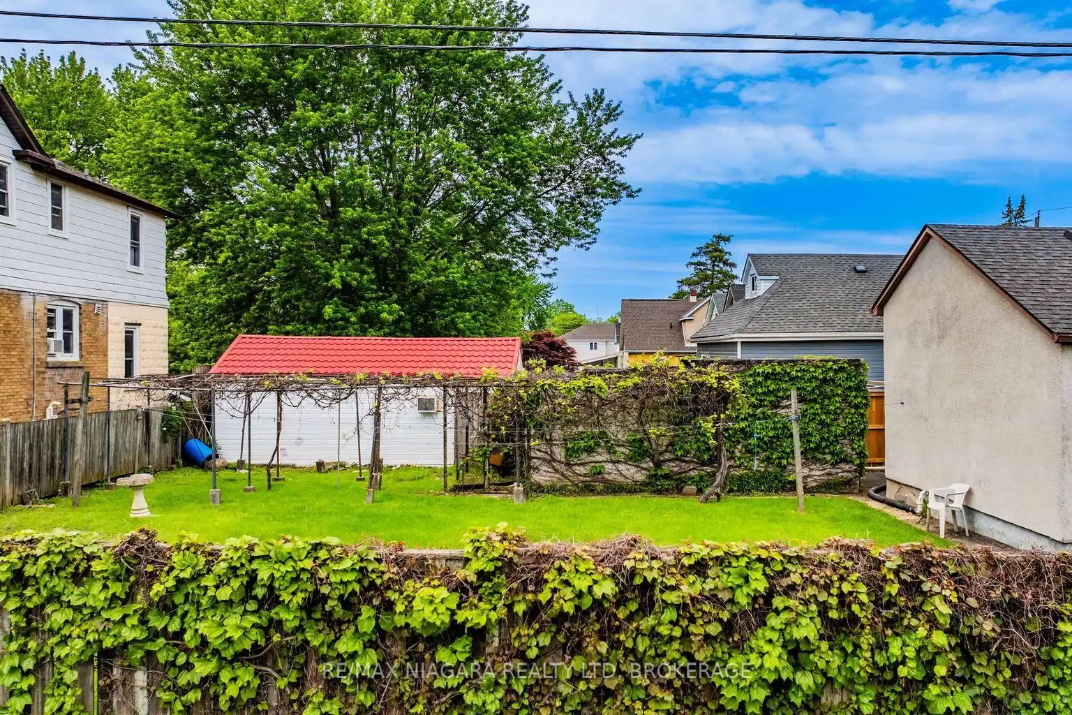 5719 Temperance Avenue E • Niagara Falls, ON photo 7