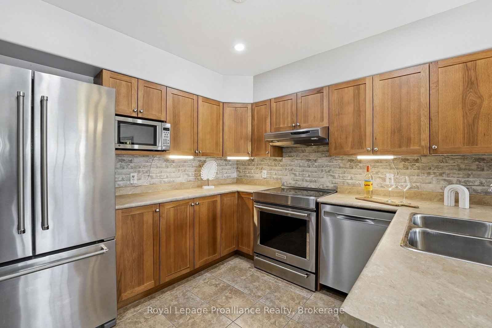 15 Heartwood Drive • #101 • Belleville, ON photo 15