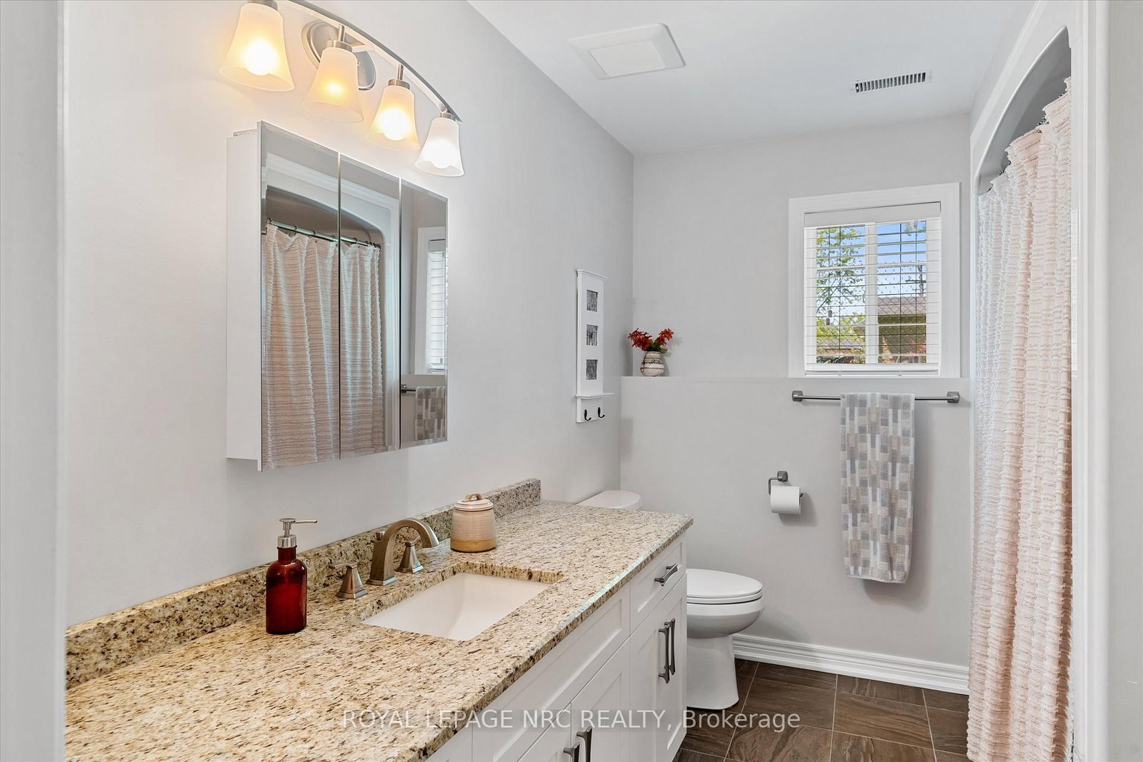 965 Bertie Street • Fort Erie, ON photo 25