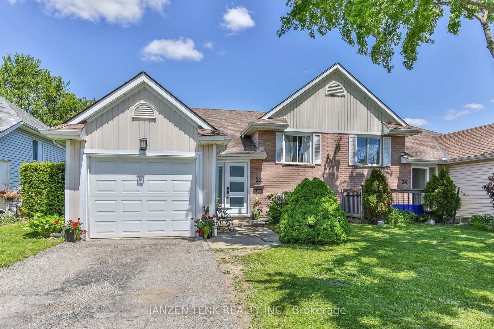 22 BECKETT Boulevard, Tillsonburg — photo 3