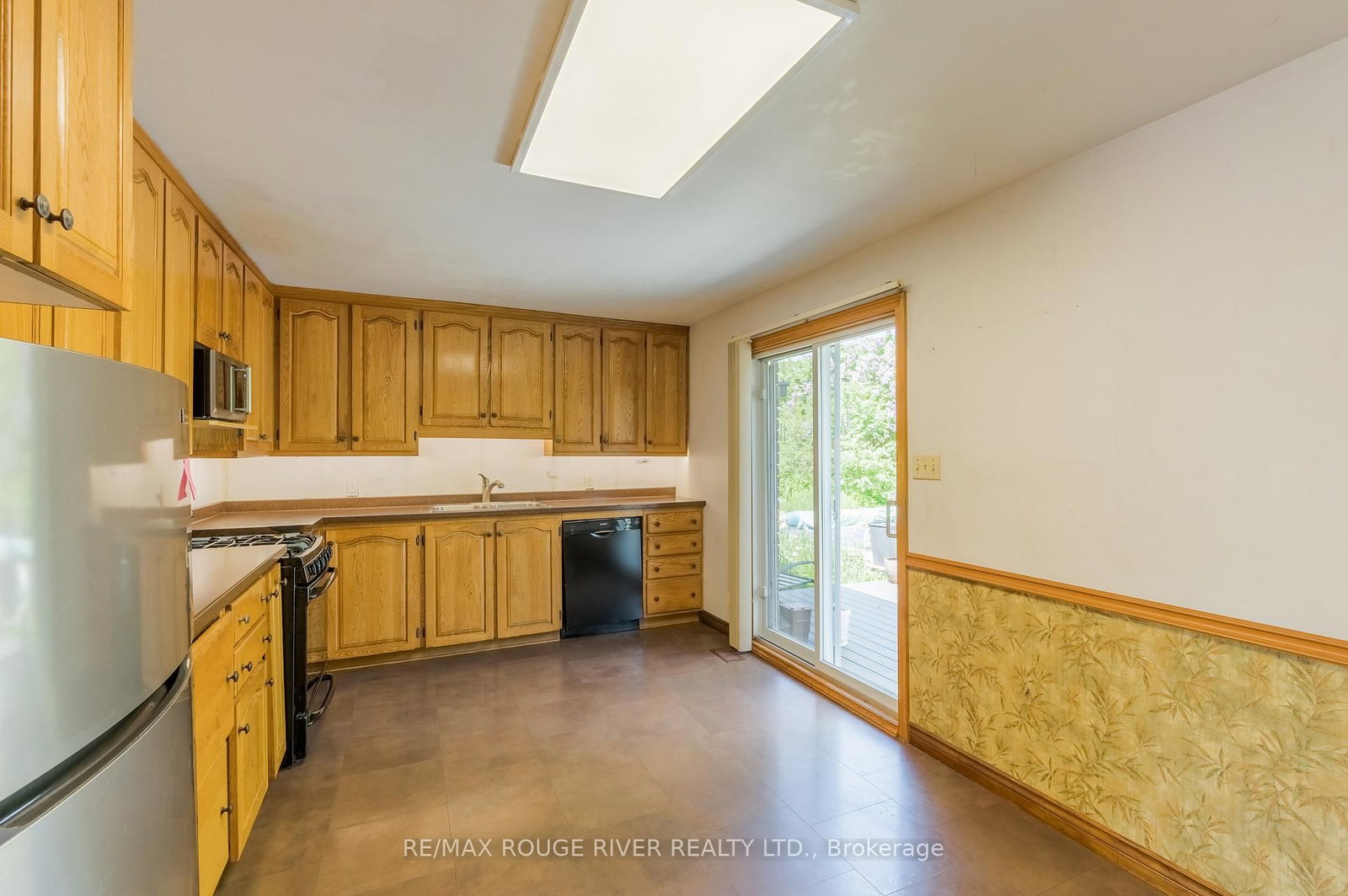 264 Clonakilty Line • Selwyn, ON photo 17