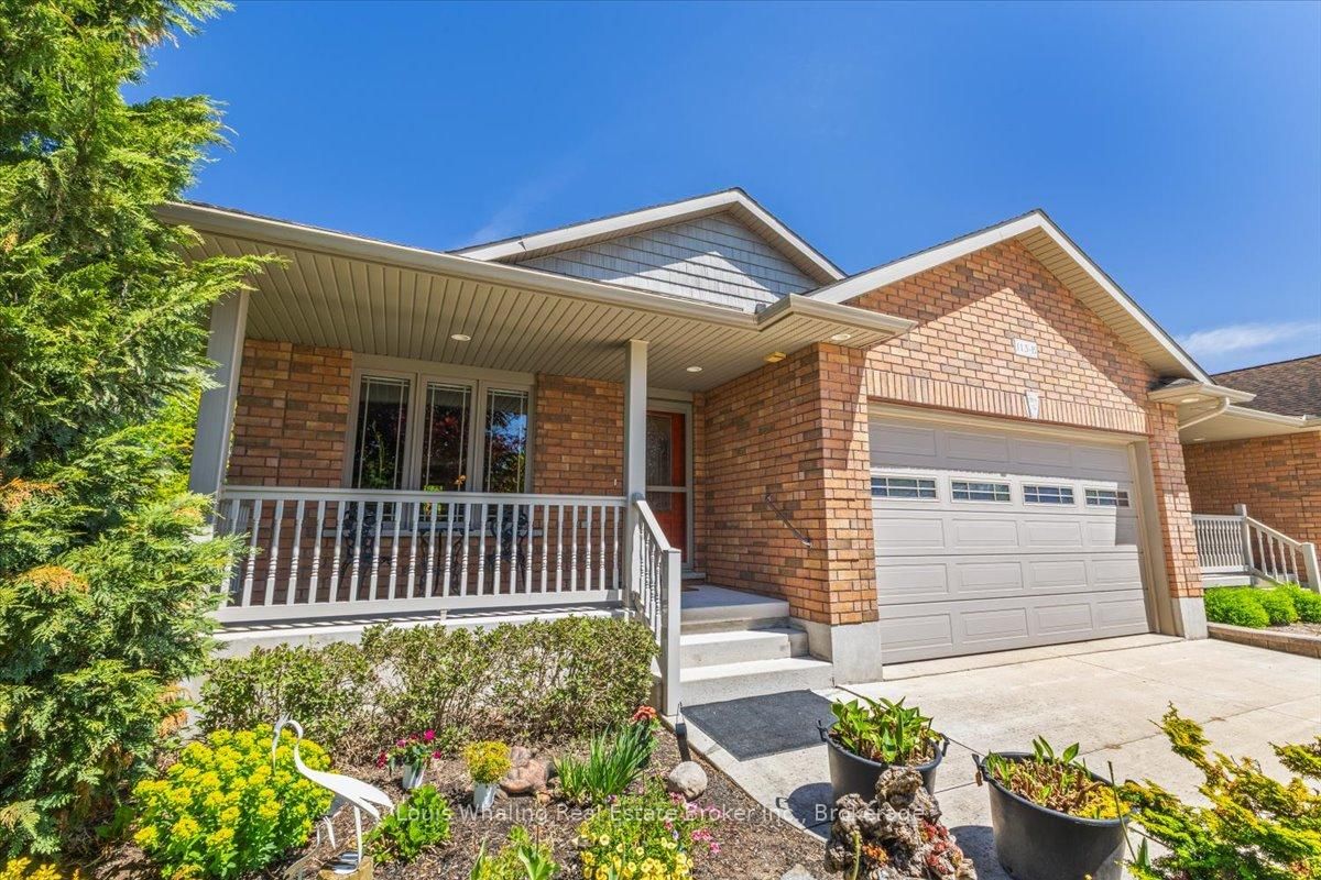 113 B 13th Avenue • Hanover, ON photo 2