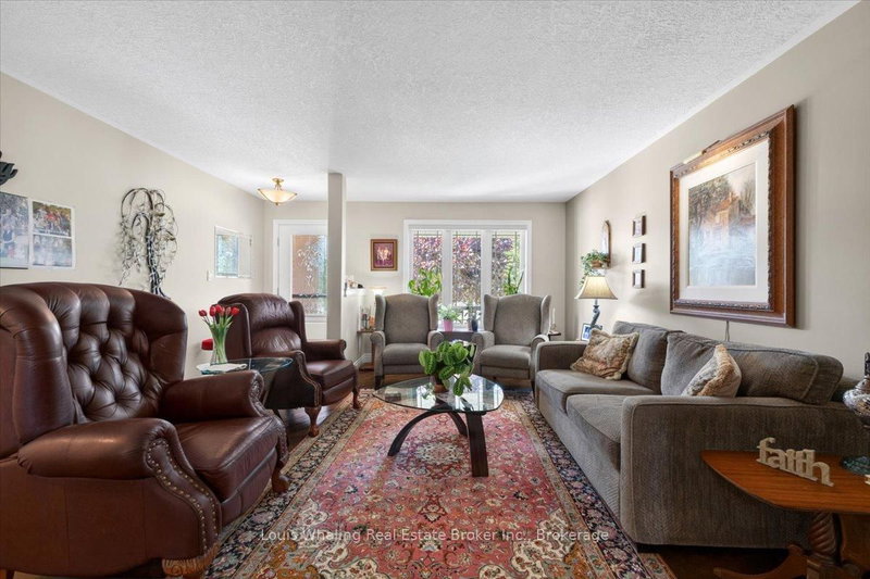 113 B 13th Avenue