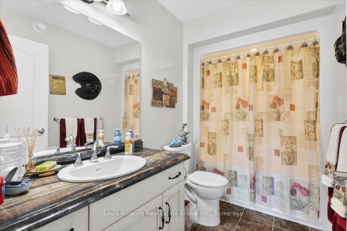 113 B 13th Avenue • Hanover, ON photo 9