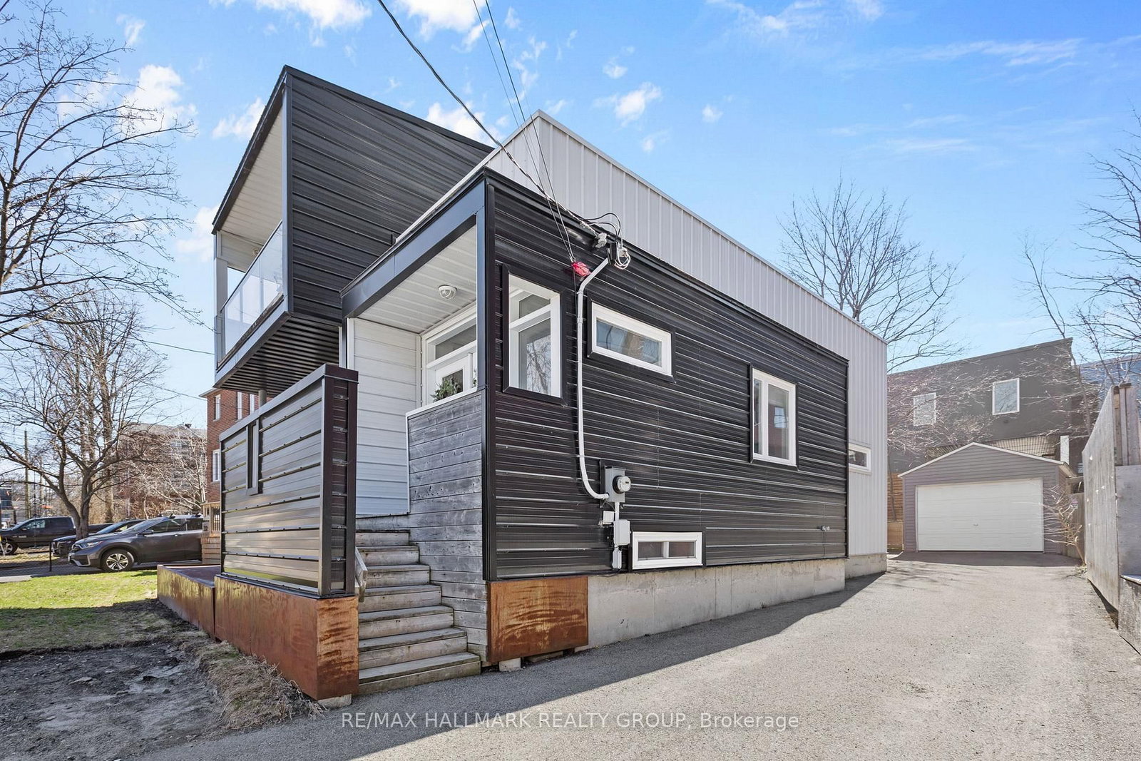 330 Winona Avenue - Photo 3