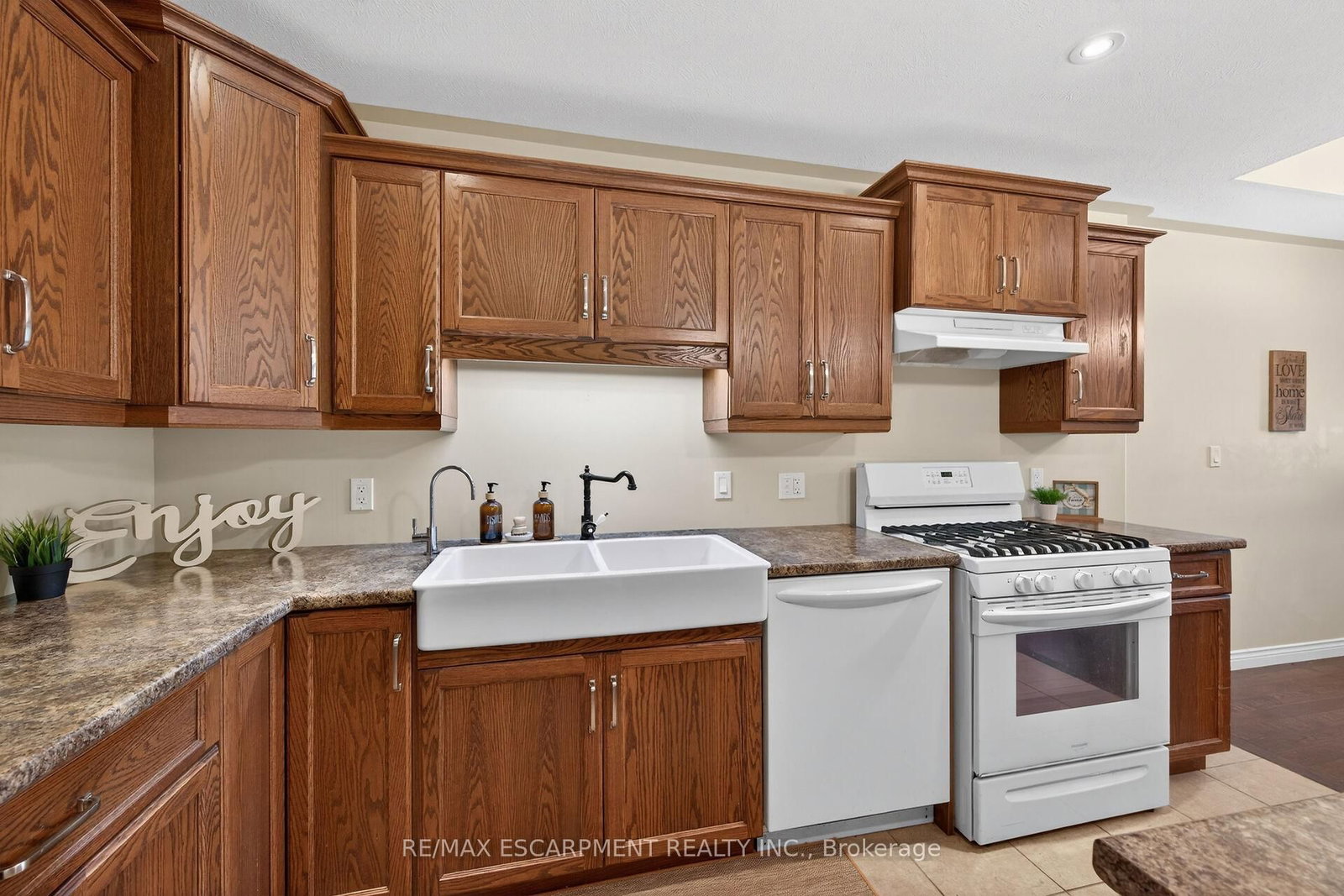 10 Emily Street • Haldimand, ON photo 16