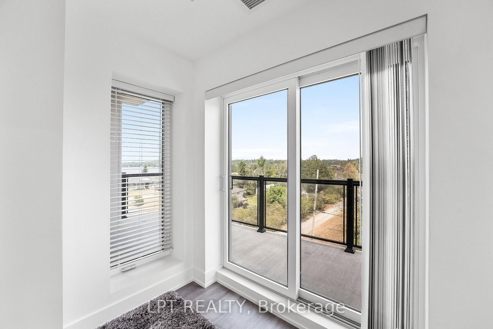 19B West Street N, Unit 402 - Photo 24