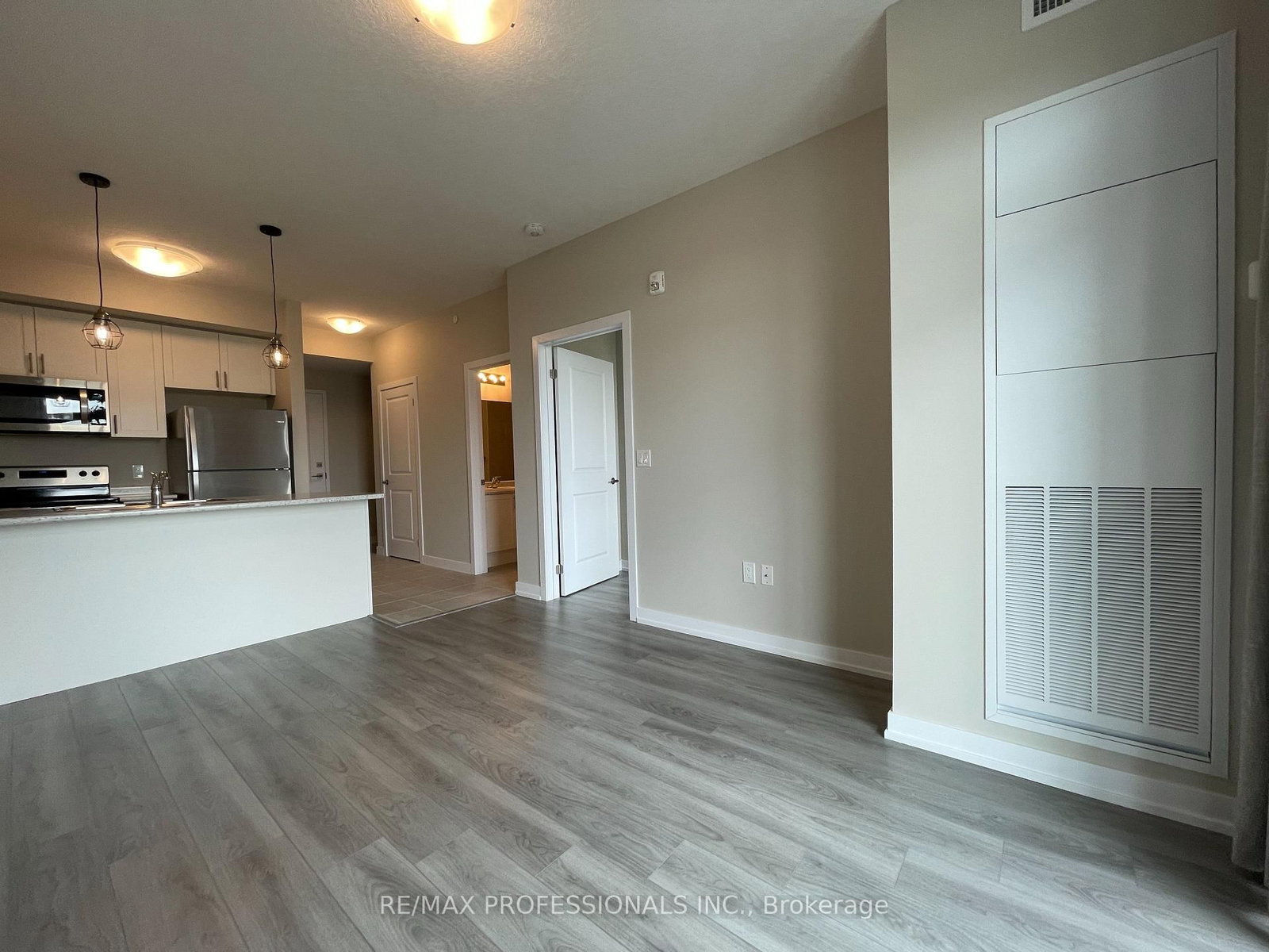 5055 Greenlane Road, Unit 202 - Photo 12