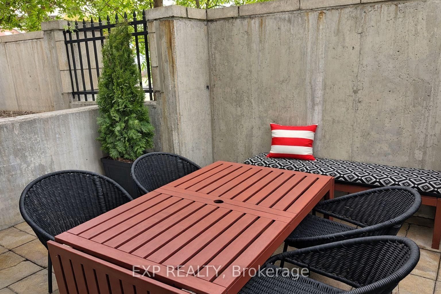 429 Kent Street, Unit 118 - Photo 21