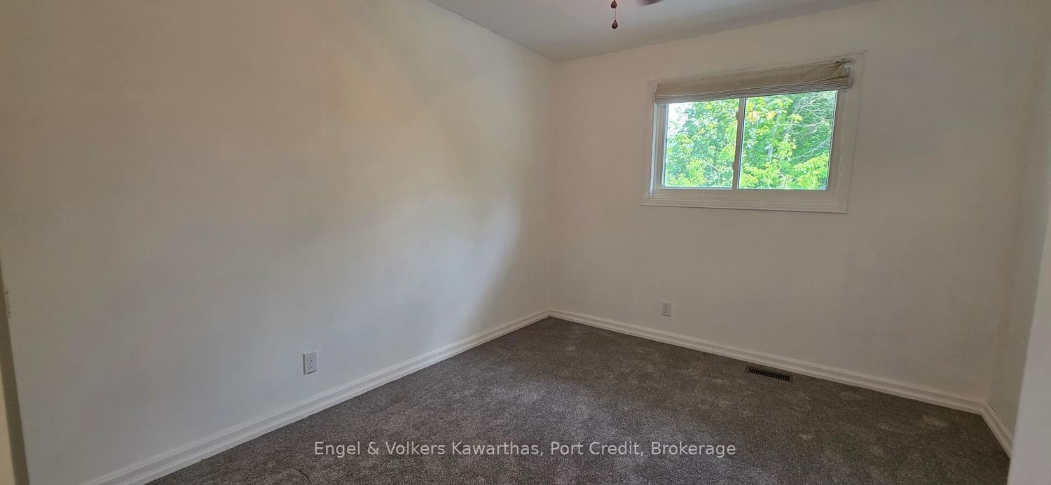 75 North Park Gardens • Belleville, ON photo 11