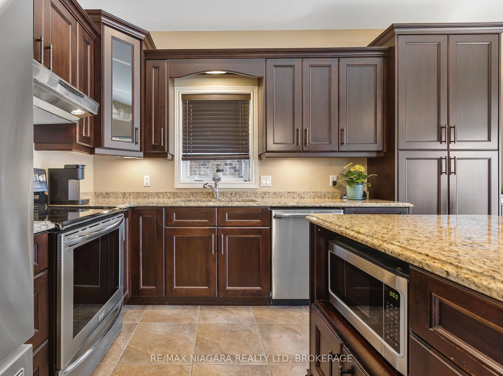 83 Gaiser Road • Welland, ON photo 12