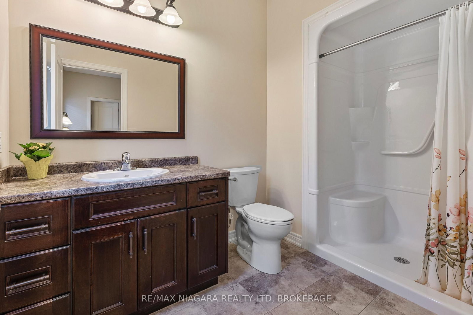 83 Gaiser Road • Welland, ON photo 14