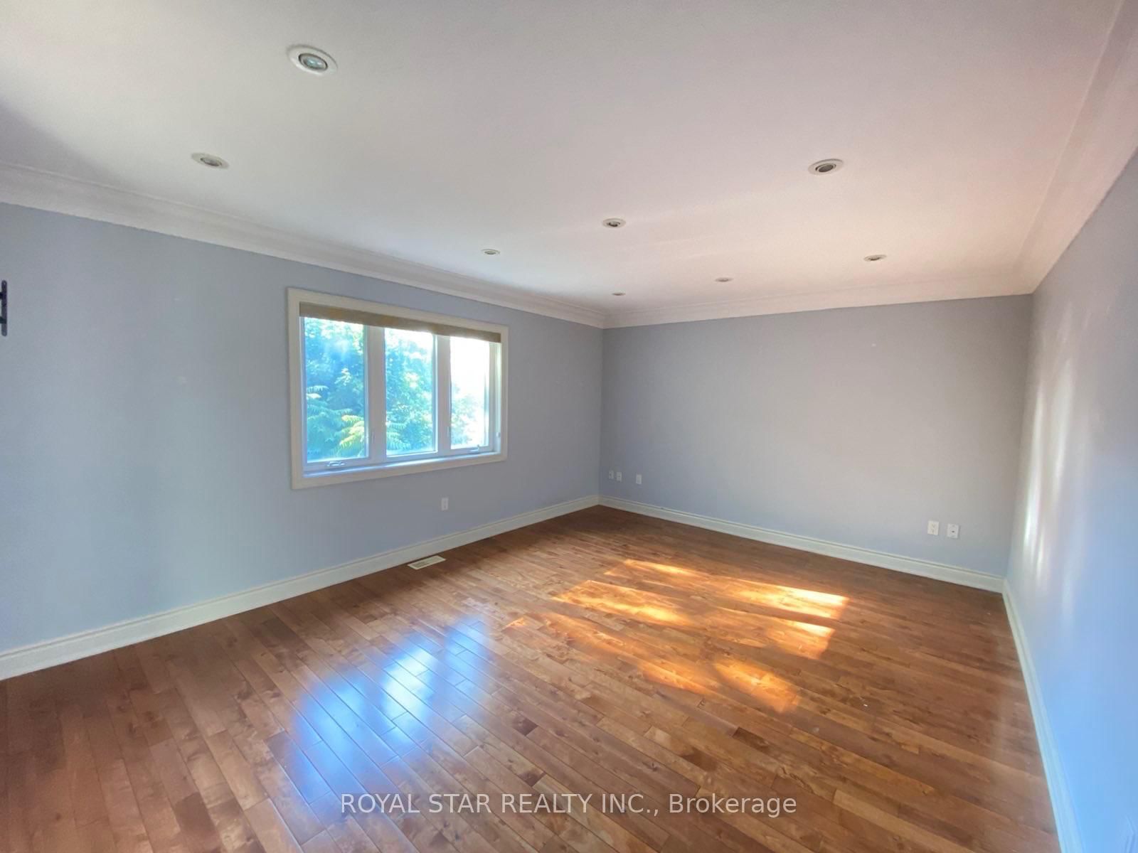 32 Mountwood Avenue, Hamilton, ON, photo 4