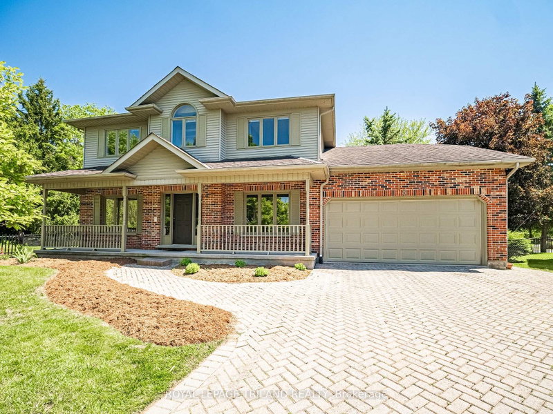 home for sale on 18 Angus Court W