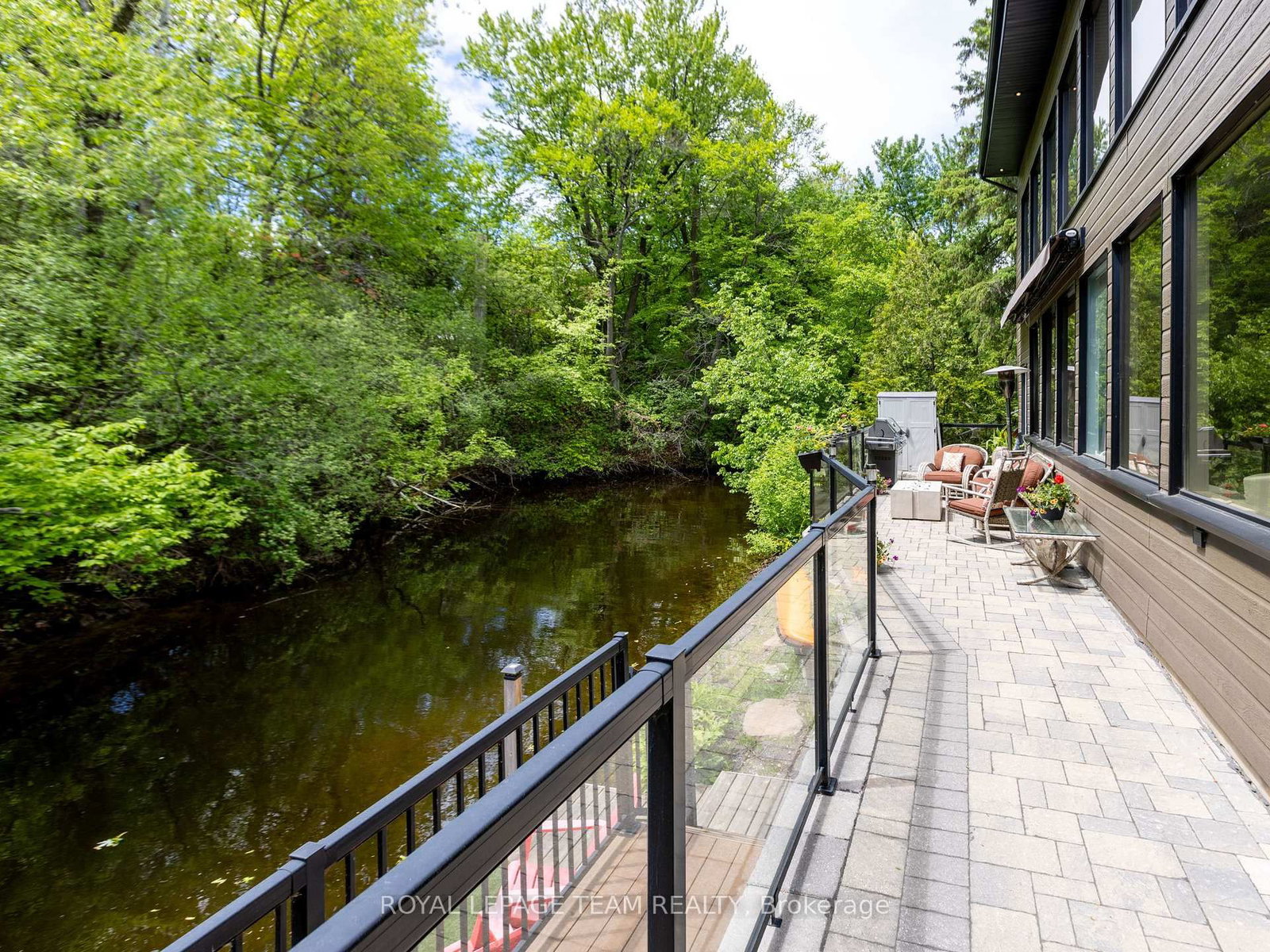 34 Rideauview Terrace • Ottawa, ON photo 44