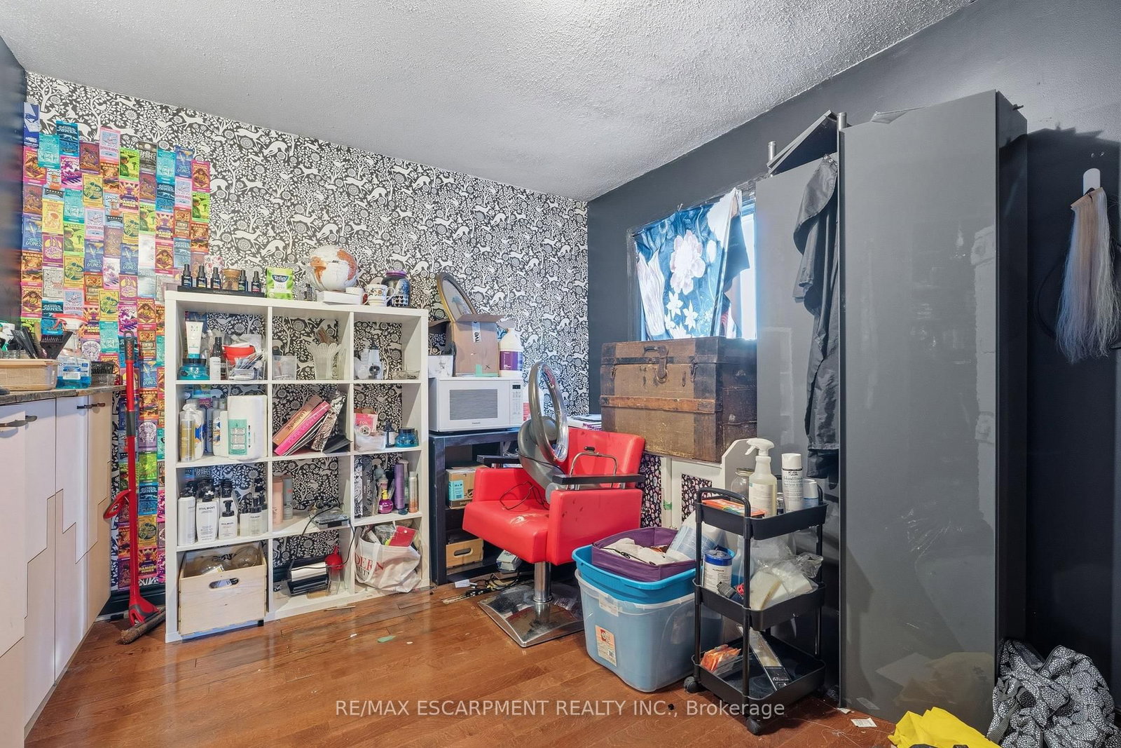 355 E BARTON Street • Hamilton, ON photo 13