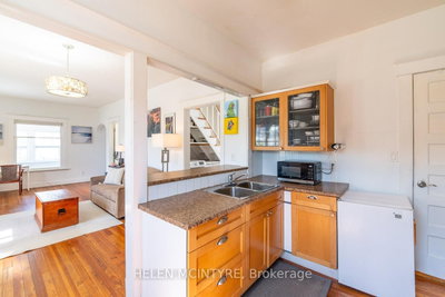 5012 Morrison Street — photo 4