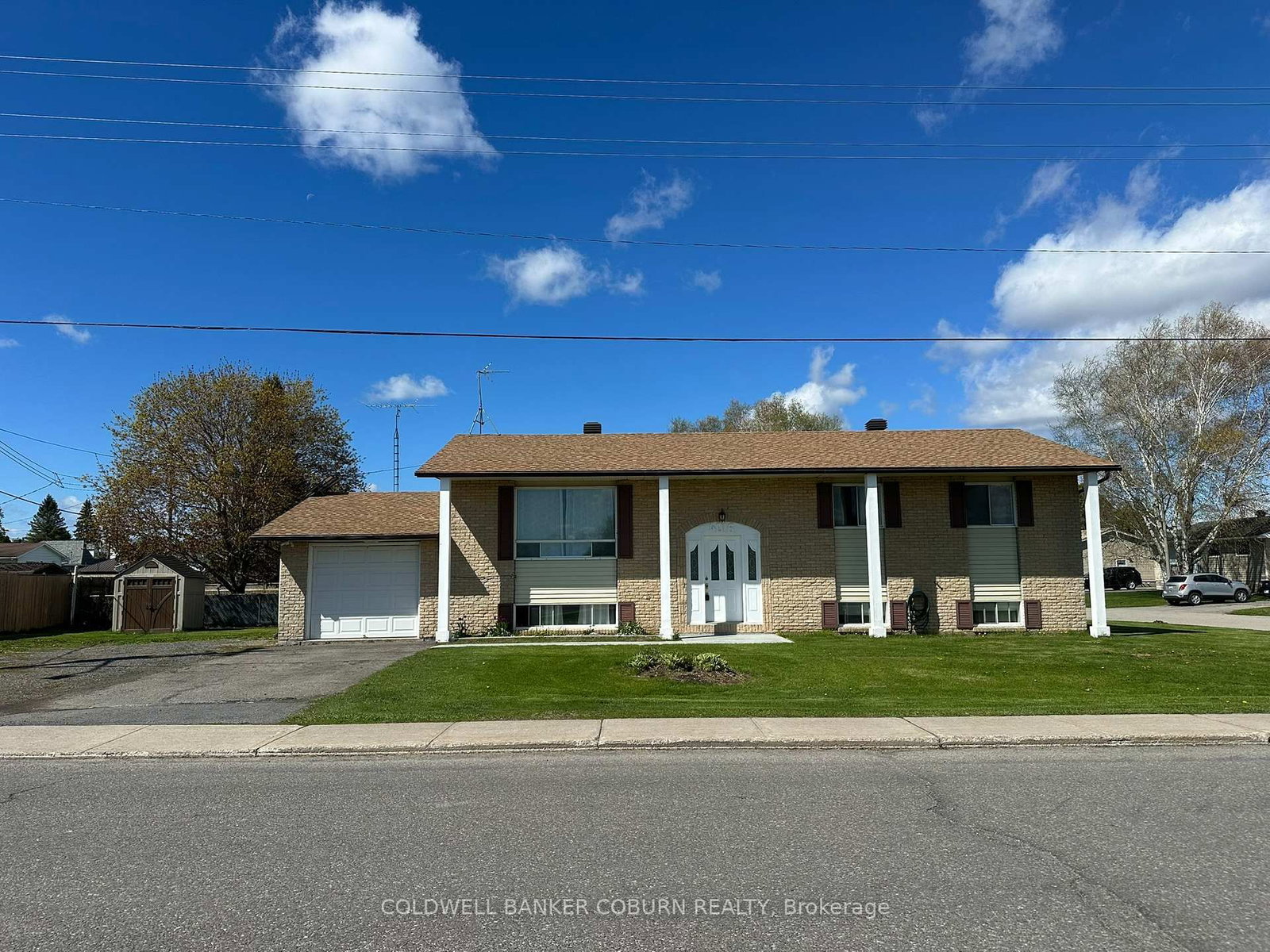 4016 Dishaw Street • Edwardsburgh/Cardinal, ON photo 1