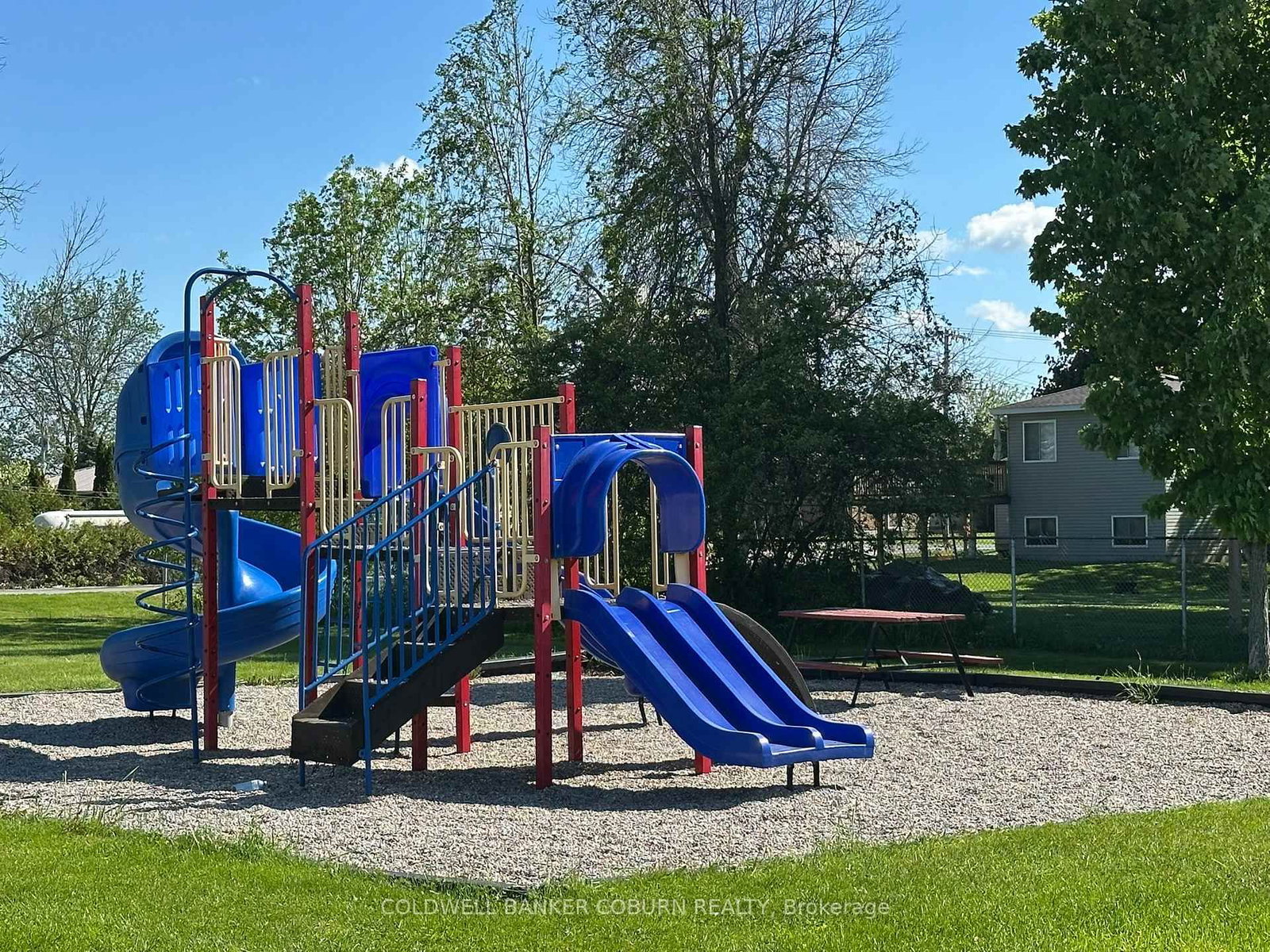 4016 Dishaw Street • Edwardsburgh/Cardinal, ON photo 24