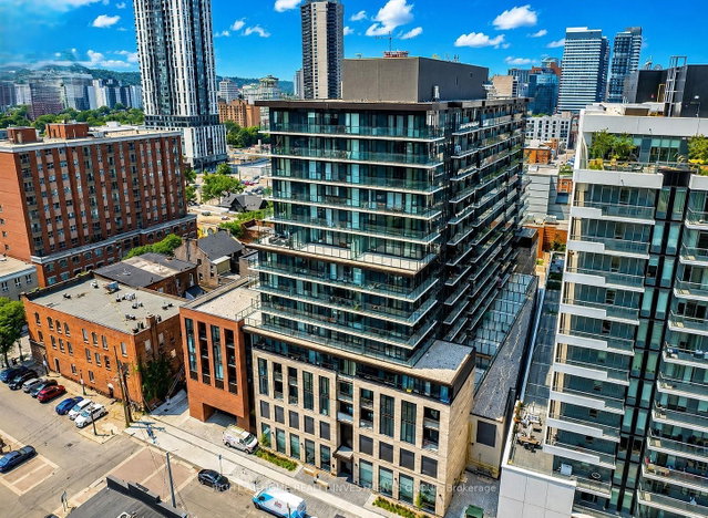 327 - 1 Jarvis Street
