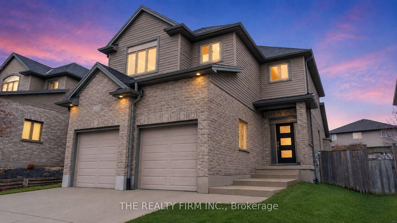 home for lease on 1773 Beaverbrook Avenue
