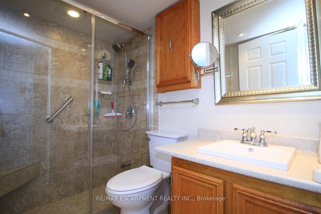 40 Harrisford Street • #802 • Hamilton, ON photo 18