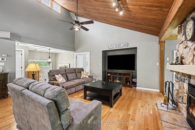 100 Rainbow Lane • Maberly, ON photo 9