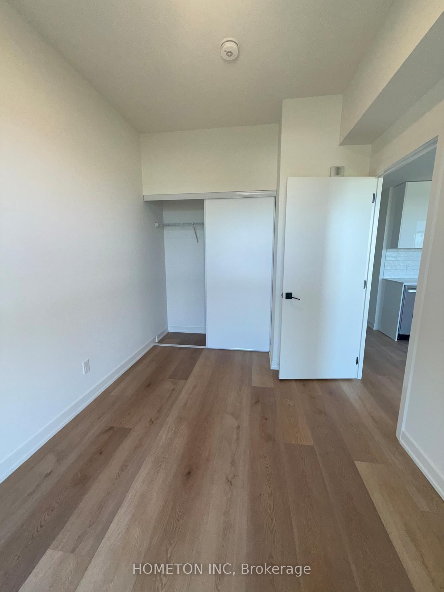 33 Erie Avenue, Unit 401 - Photo 5