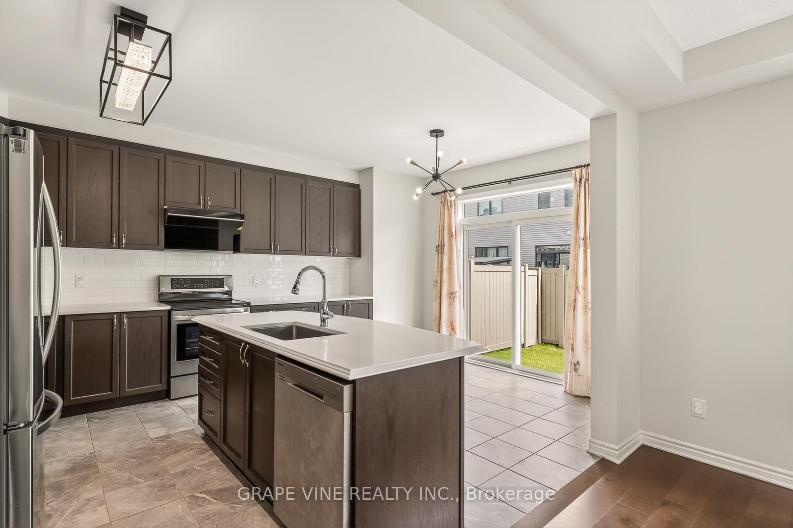 414 Aphelion Crescent • Ottawa, ON photo 18