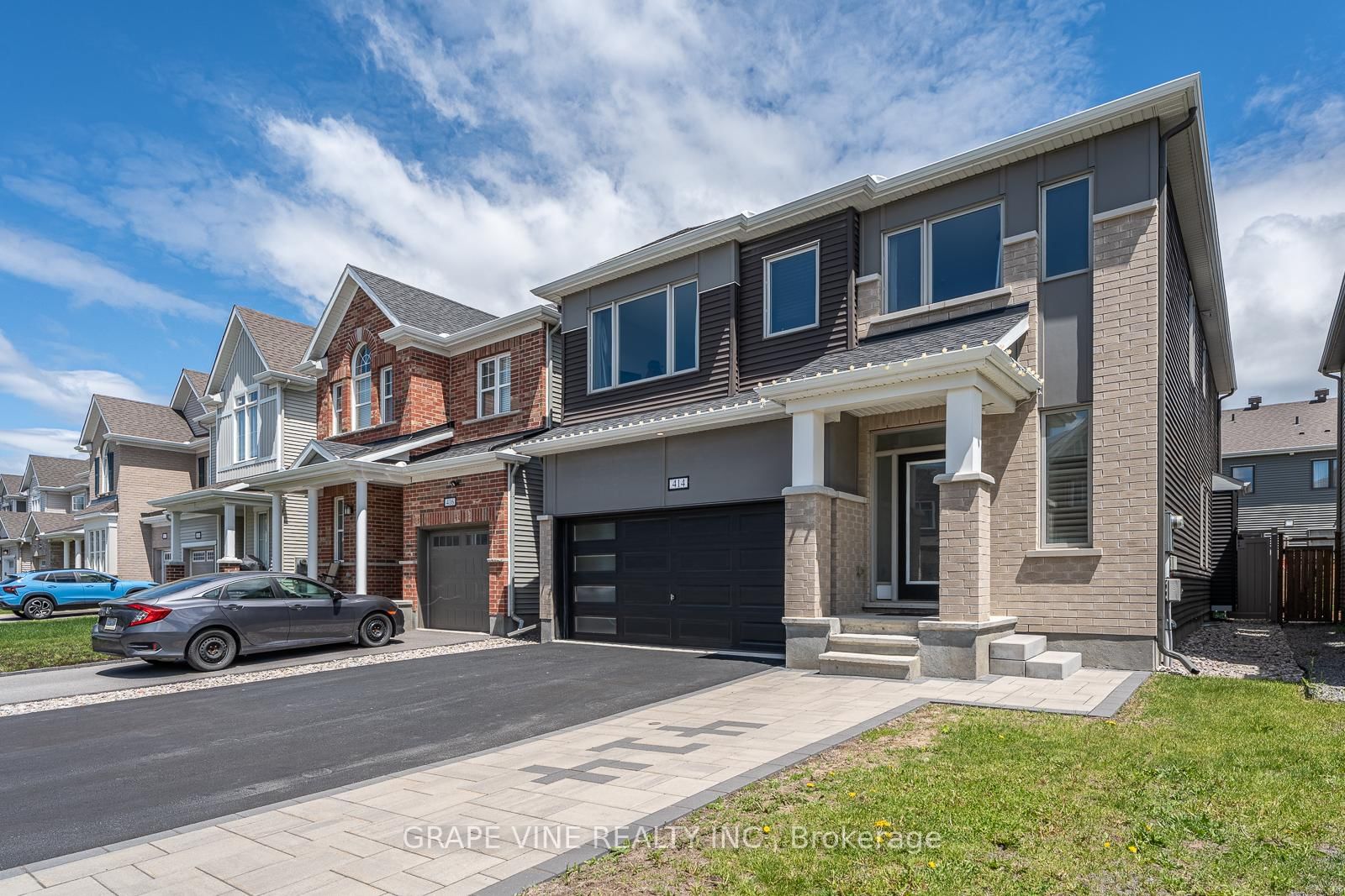 414 Aphelion Crescent - Photo 2