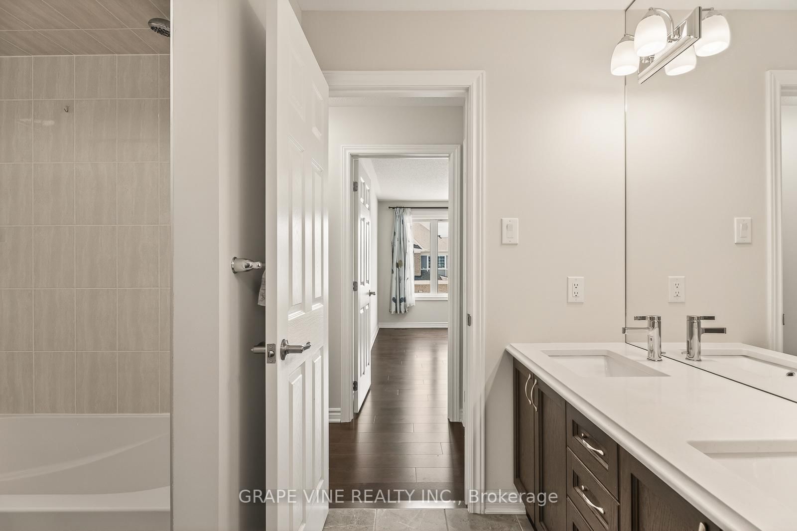 414 Aphelion Crescent - Photo 29