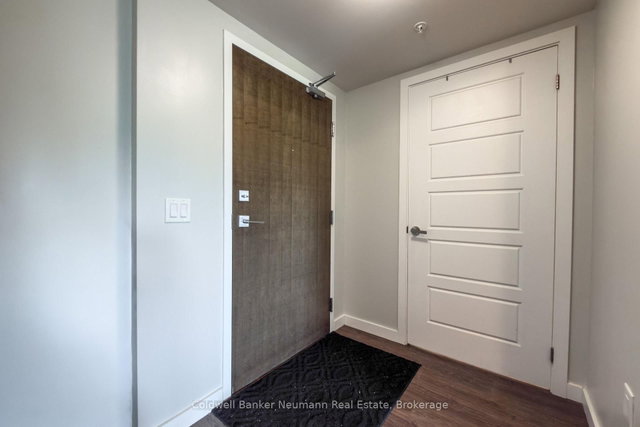212 - 25 Kay Crescent