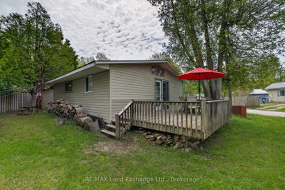 114 Sunrise Avenue • Huron-Kinloss, ON photo 3