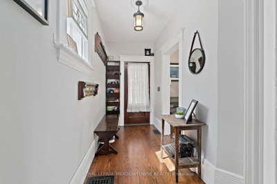 14 Verney Street • Guelph, ON photo 4