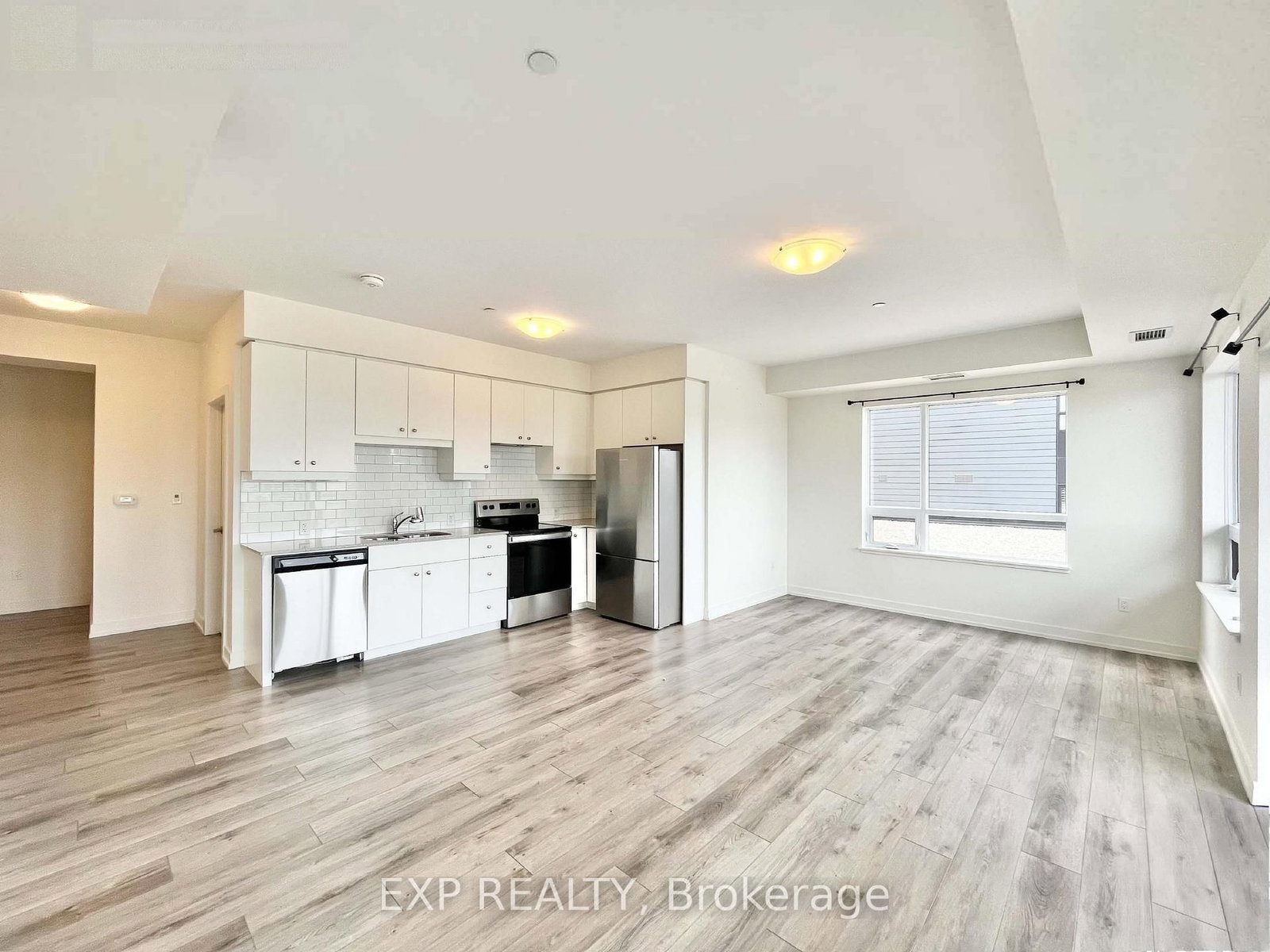 255 Northfield Drive E, Unit 201