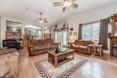 6946 FIFE Road • Guelph/Eramosa, ON photo 8