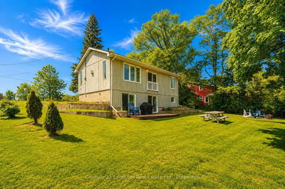 124 Richardson Lane • Prince Edward County, ON photo 2