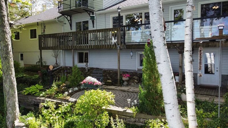 52 Shore Drive