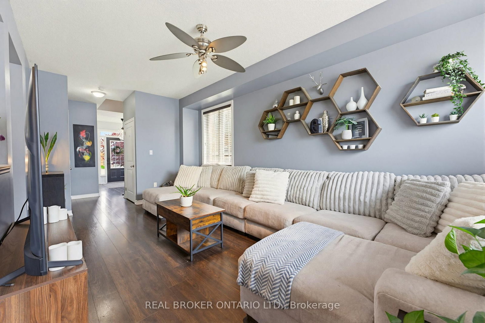 100 Chester Drive • #16 • Cambridge, ON photo 12